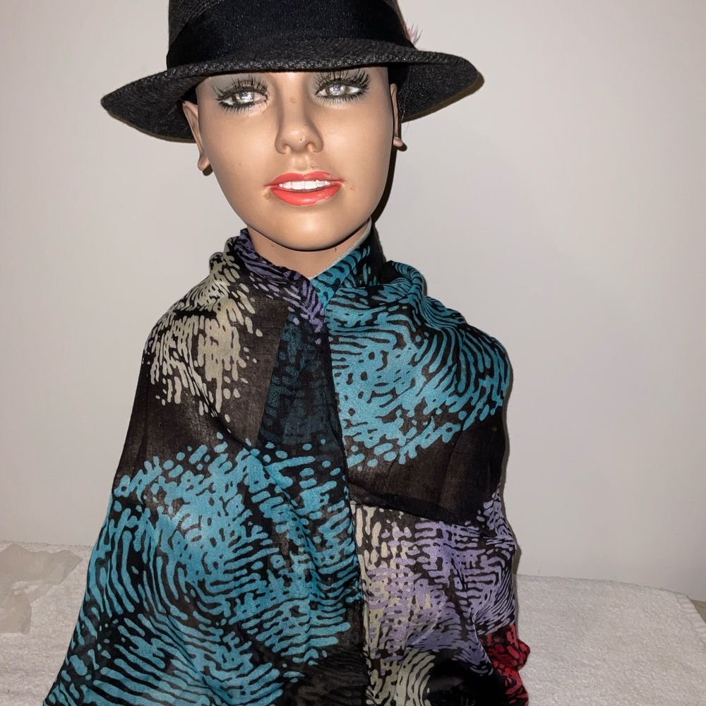 Men's Gray Fedora Hat with Red Accent - Picture 2 of 4